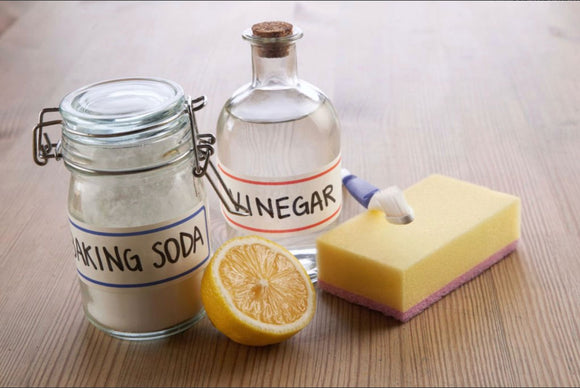 Natural Stain Removal Guide: How to Clean Laundry Stains with Baking Soda, Vinegar, Hydrogen Peroxide & Aqueous Ozone